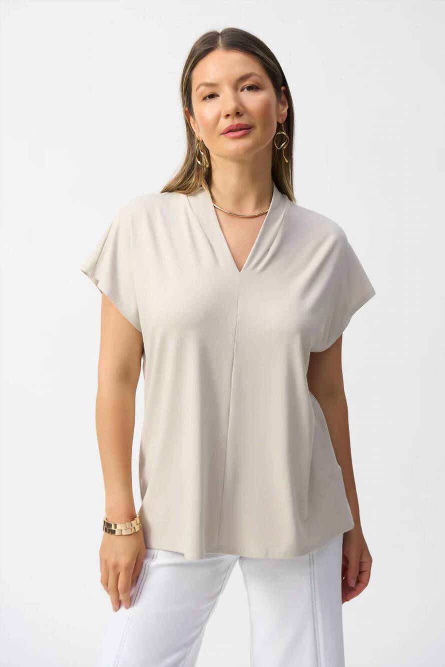 NEW JOSEPH RIBKOFF short sleeve v neck straight top in sand